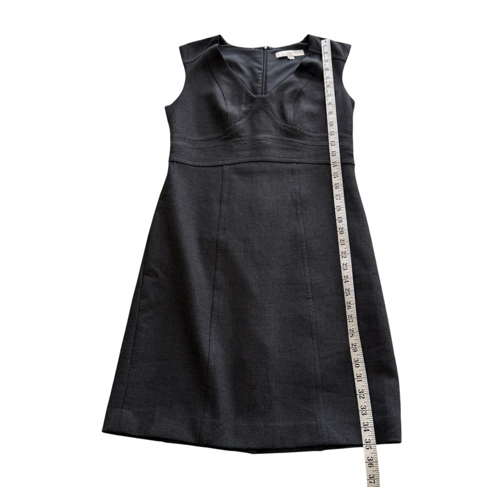 Ann Taylor LOFT Sheath Dress Charcoal Gray V-Neck Sleeveless Size 4 - Picture 7 of 7
